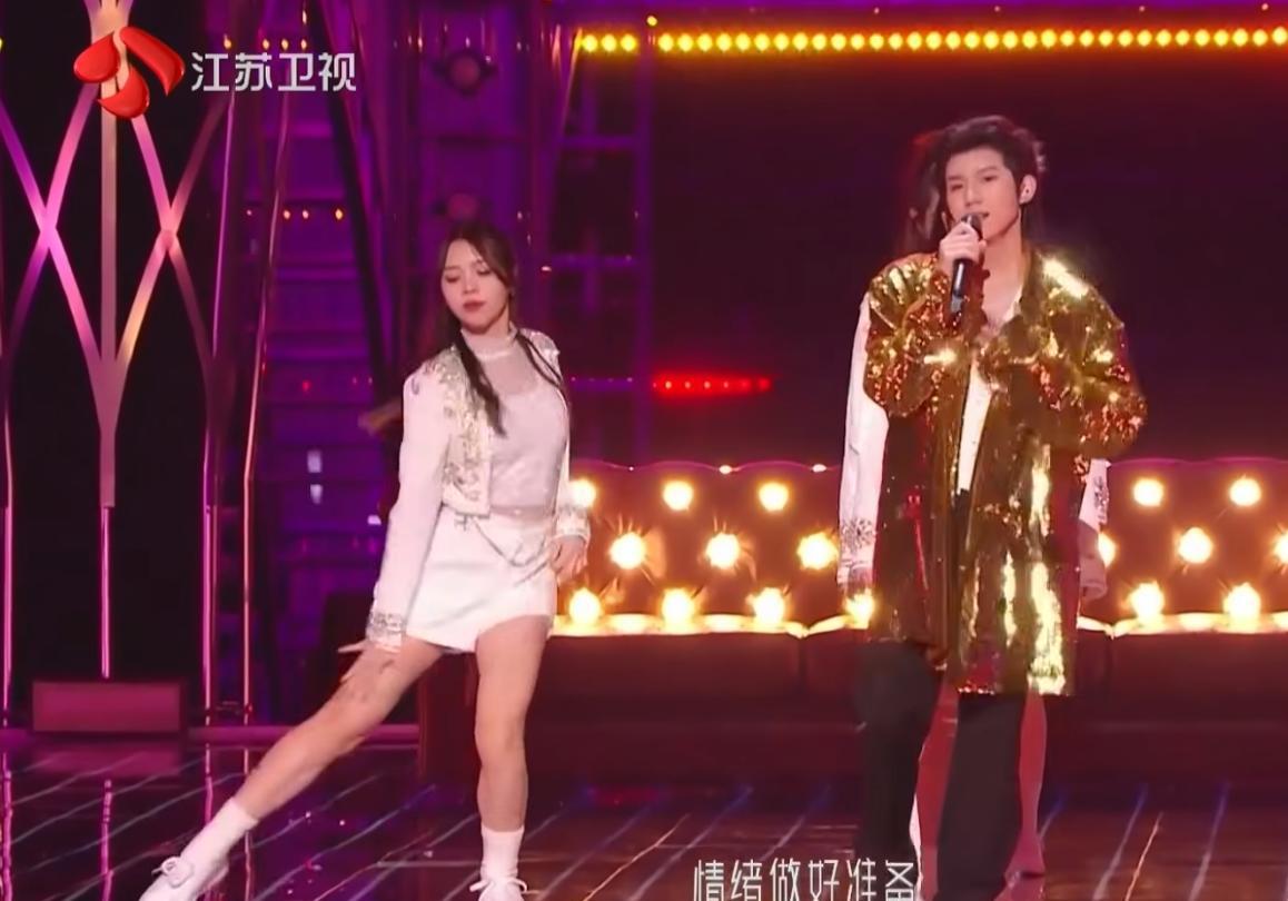 假唱|流量粉开撕!UP主用软件证明王俊凯假唱,周深、邓紫棋音准获认可