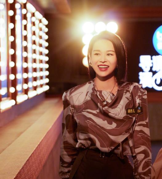 泽恩·马利克|42岁胡杏儿长子近照曝光，小西瓜肚抢镜，真的太可爱！