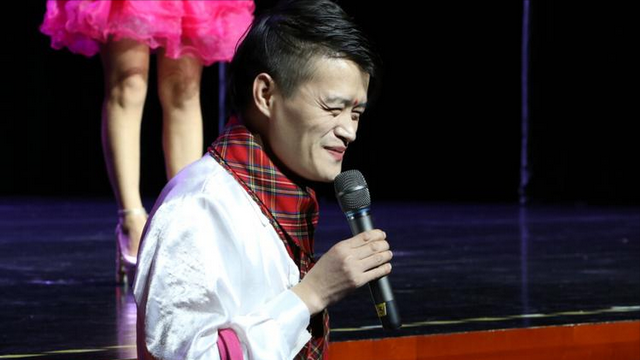 赵本山|赵本山八个大腕徒弟现状，有人开始飘了，有人一手好牌打得稀烂