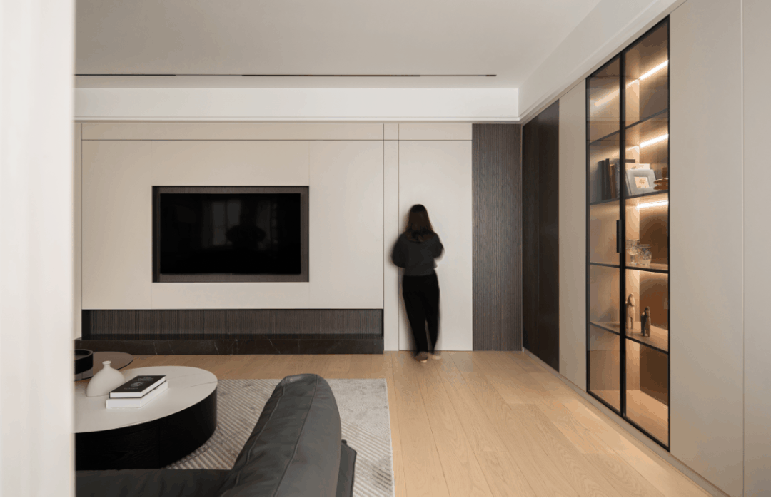 嫌弃极简风冷淡？看了这两个案例60后、90后都喜欢！你还嫌弃吗？