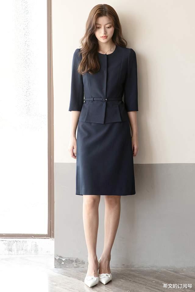 |春夏御姐的职场战袍，大气干练的职业套装