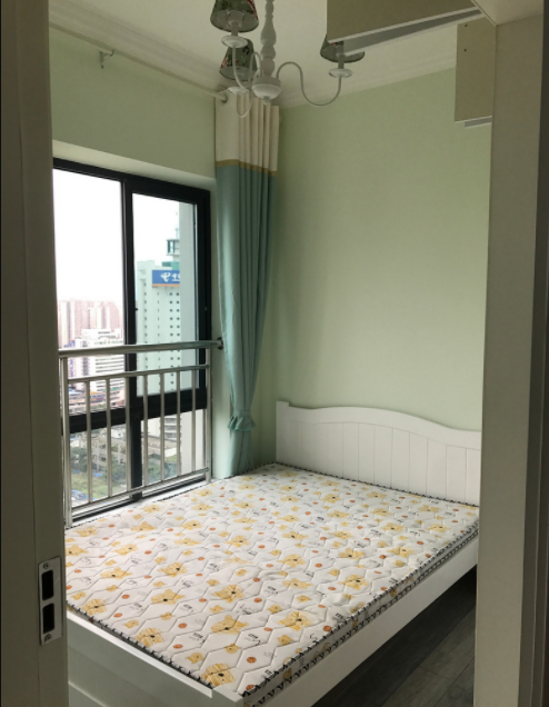 实际面积42平，一房改两房卧室很迷你，完工不到6万，值！