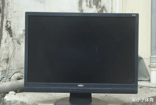 液晶显示器|液晶显示器为什么能用很少的排线去控制几百万的像素独立工作？