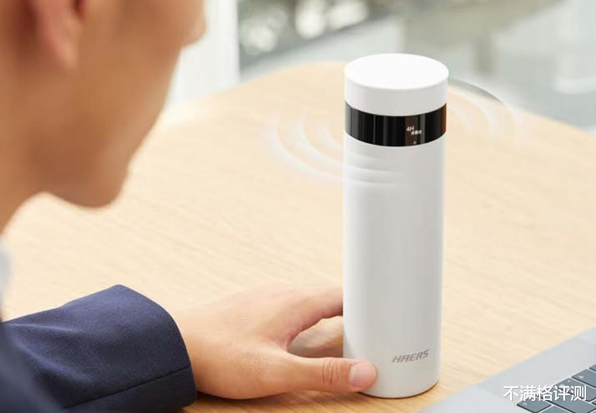 特斯拉|给“打工人”分享4款办公室好物:个个戳到你“心窝儿”