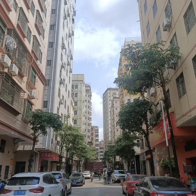 二手房|买房后我真的后悔了,花200万买房,首付60万,贷款140万,变房奴