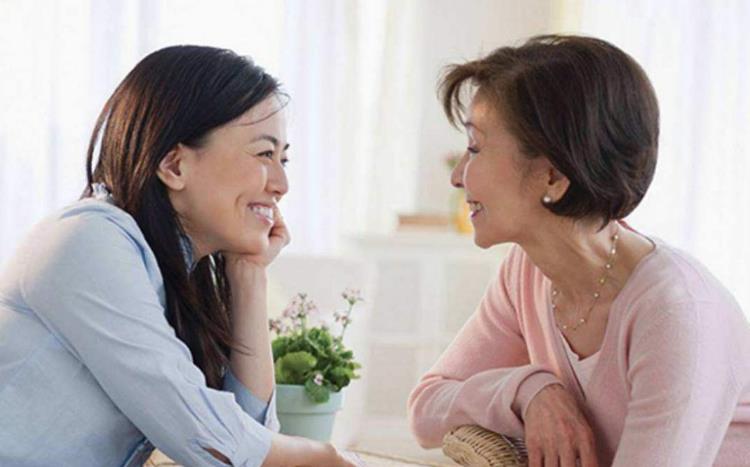 亲女儿远媳妇的老人,会有什么样的后果?一位老人的亲身经历......