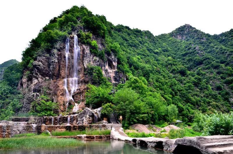 携程|河南一景区，被称为“小九寨”，其中一处让男女游客脸红不已