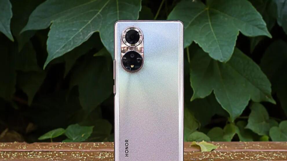 荣耀50|预算2000，选荣耀50还是红米K50？仔细分析各自优缺点后终于懂了