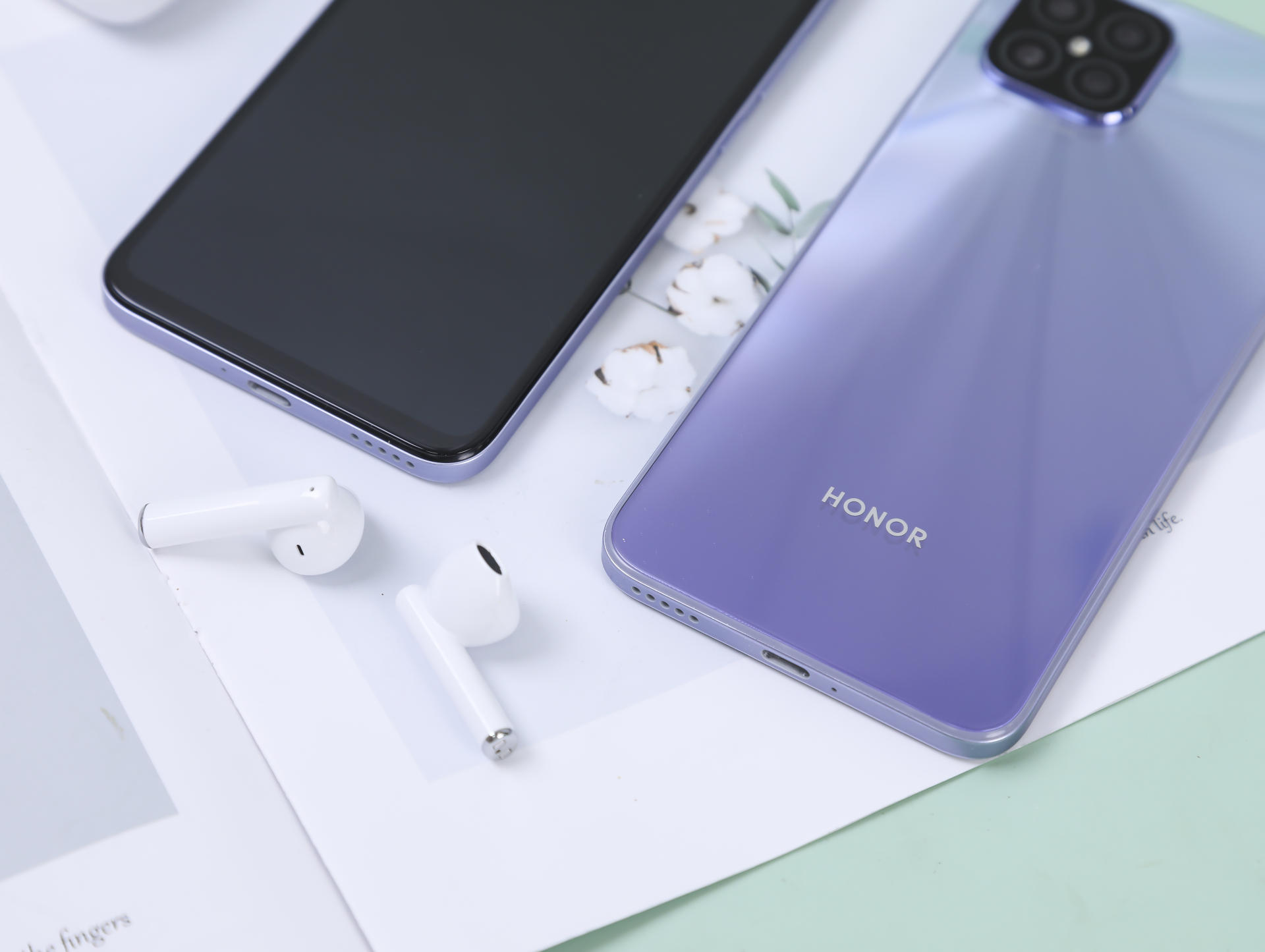 |两千元搞定数码潮品,荣耀高性价比全家桶了解一下!