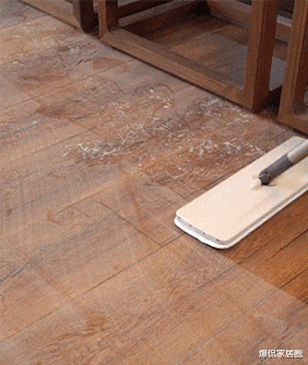 为什么刚拖完的地，总是有“水渍”？80后老阿姨支招：干净不留痕