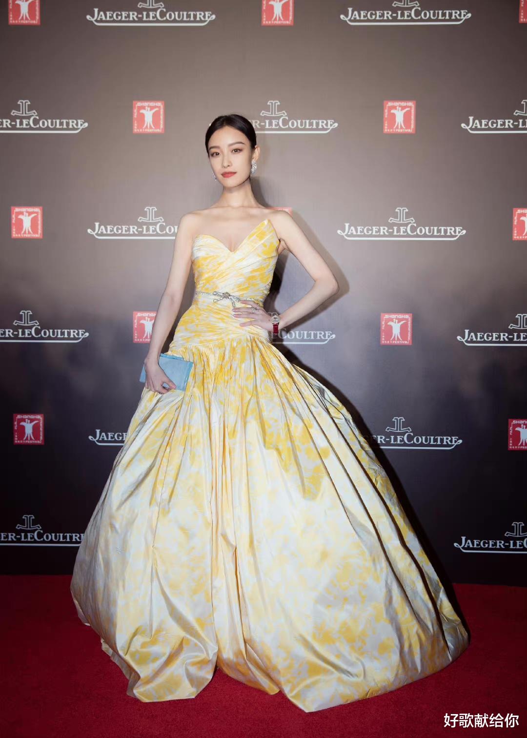 迪丽热巴|把秀场当事业的十大女星，在红毯上万丈豪情，拼演技只能退避三舍