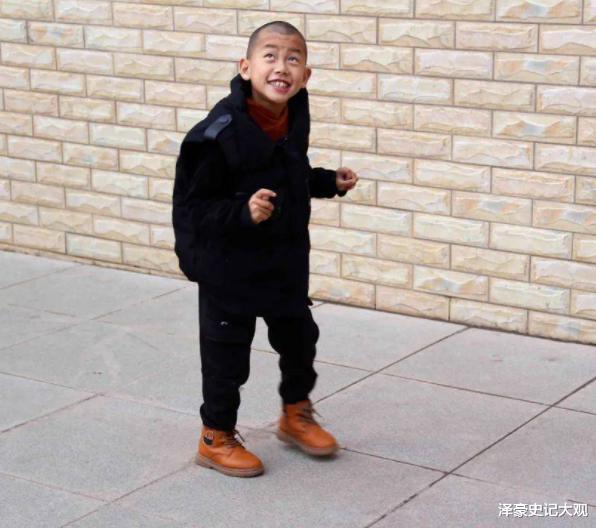 云南女子连生三娃均脑瘫,被骂是扫把星,再嫁生娃发现和前夫有关