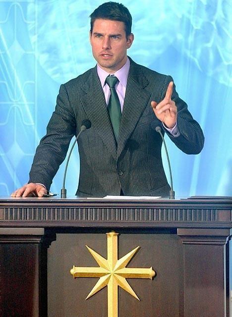 |阿汤哥16岁女儿:肤白貌美,被评“最美星二代”,父女俩8年未见