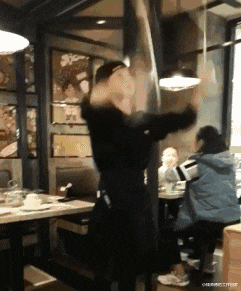 |“十年前后的手机变化有多大？”合着就变了个字母