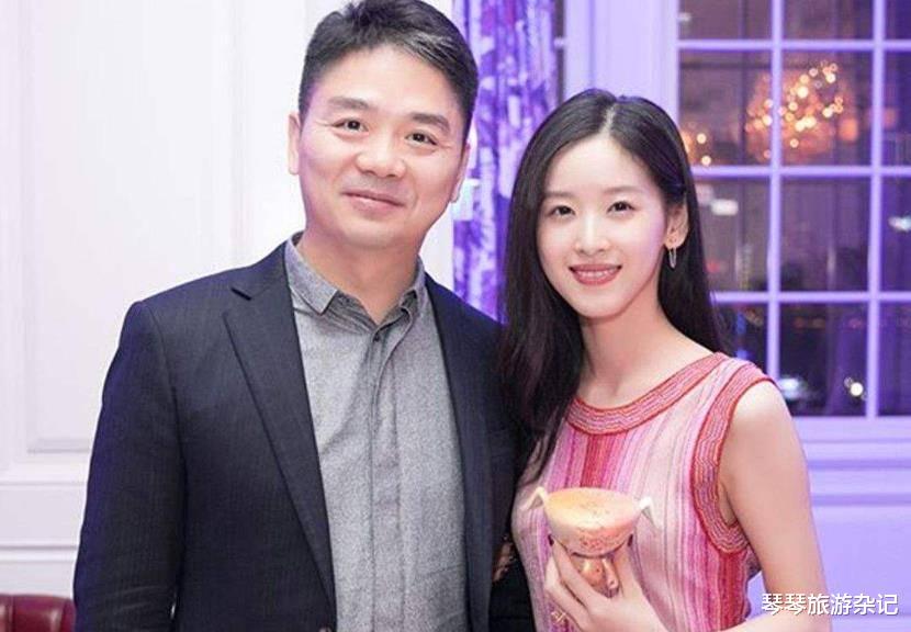 章泽天|章泽天前男友曝光!你看背景有多强大?网友:嫁给刘强东亏大了!