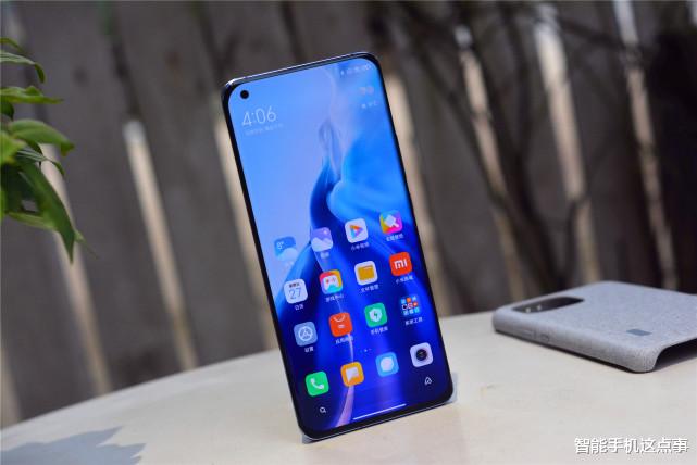 小米科技|小米11跌至2499元，256GB+2K+一亿像素，还买红米K50吗？