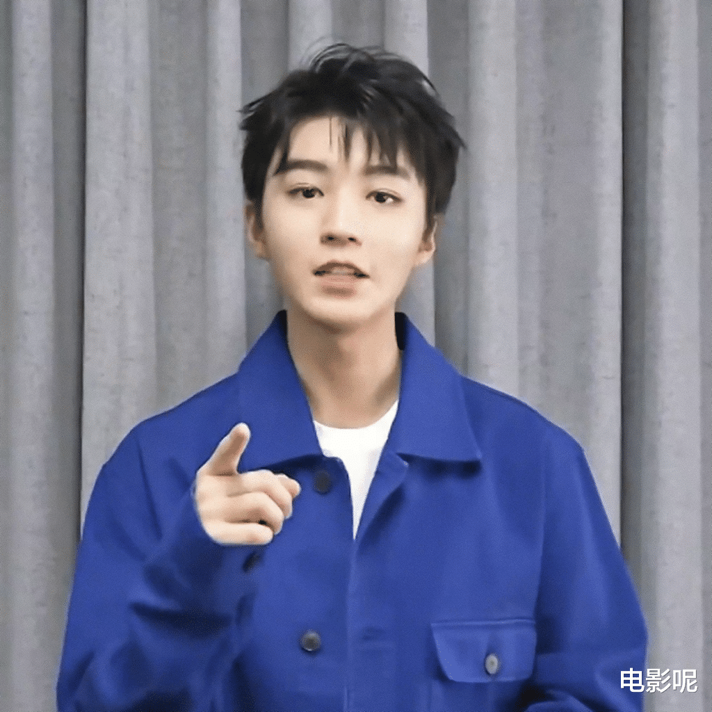 王俊凯|王俊凯私下到底有多帅？粉丝翻出小凯素颜照，顺毛造型太乖了