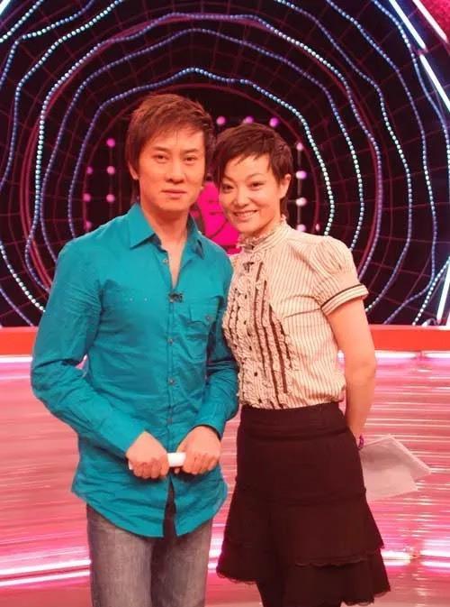 而立之年|他连续14次登上春晚舞台,世人皆知,人到而立之年他终于大红大紫