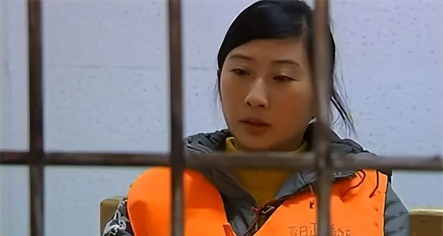 案例:成都一男子爱上26岁“白富美”,意外发现对方41岁引发血案