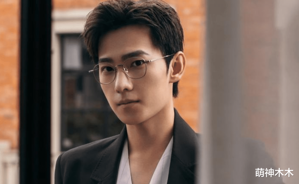 娱乐圈|单看脸个个精致，远看全是五五身，娱乐圈男明星身高都快成谜了