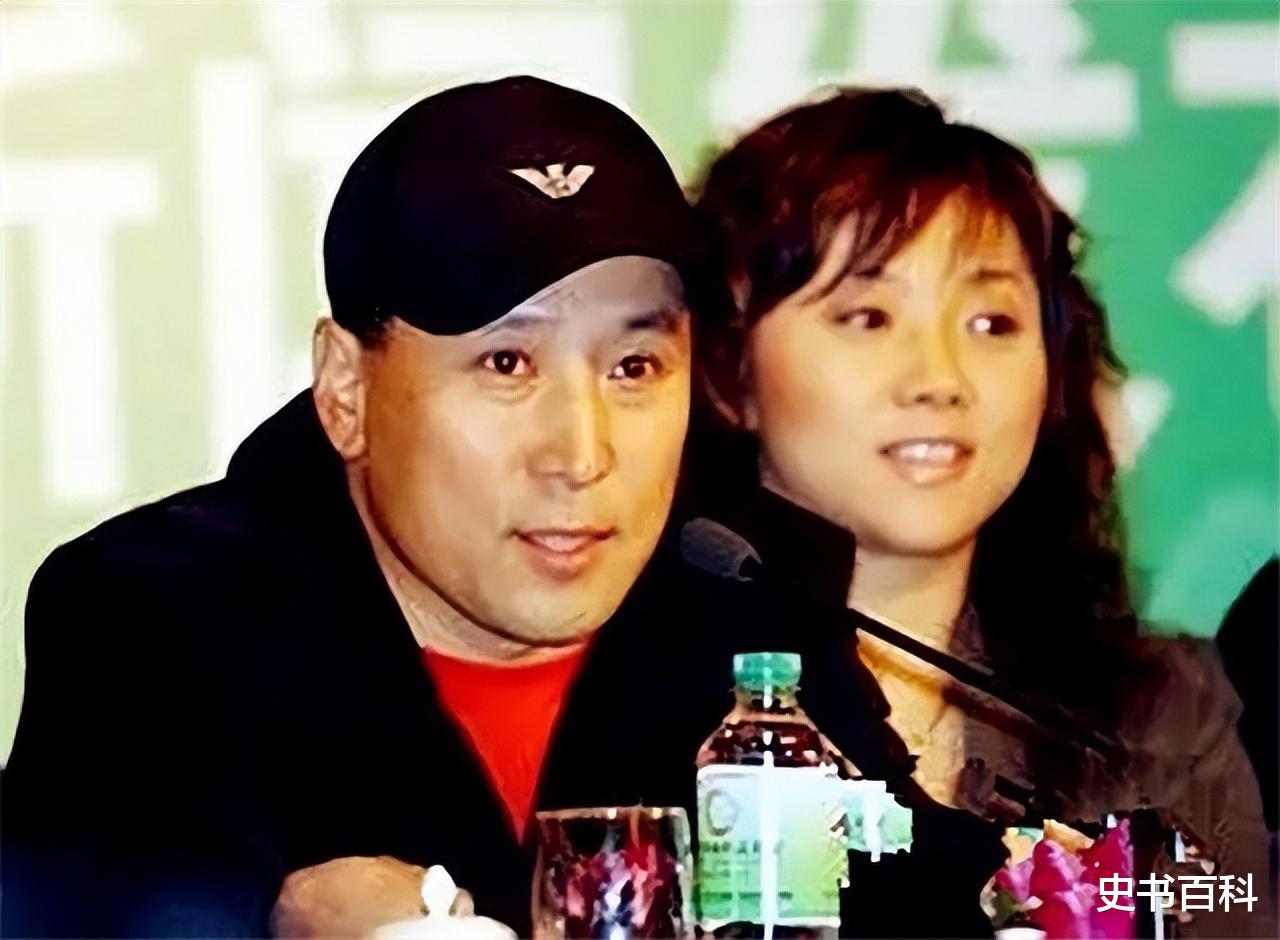 沉香如屑|李永波恋爱8年娶小6岁娇妻，卸任后种榴莲，今身材发福两鬓斑白