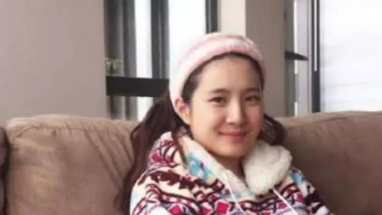 郑钧|有种公平遗传叫郑钧家，本以为儿子全家最帅，看到女儿：出道吗，爆红那种