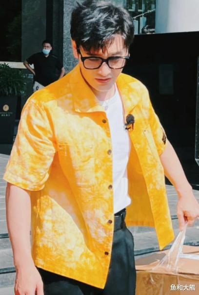 吉克隽逸|《中餐厅6》定档，“一老带四新”阵容换血，网友提前唱衰有点早