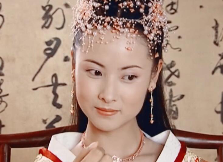 整容|9位古装女神步入中年演太后，整容老去和优雅老去，差距一目了然