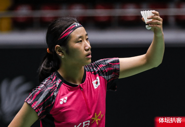 中国队|中国队决赛对手出炉！韩国3-0横扫日本，冲进场内庆祝，喜极而泣