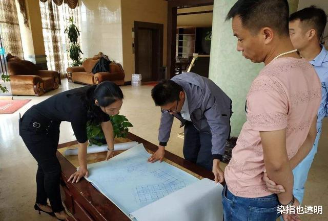 |这房到底该怎么建?多地终止自建房,农民发愁,教授的提议不太行