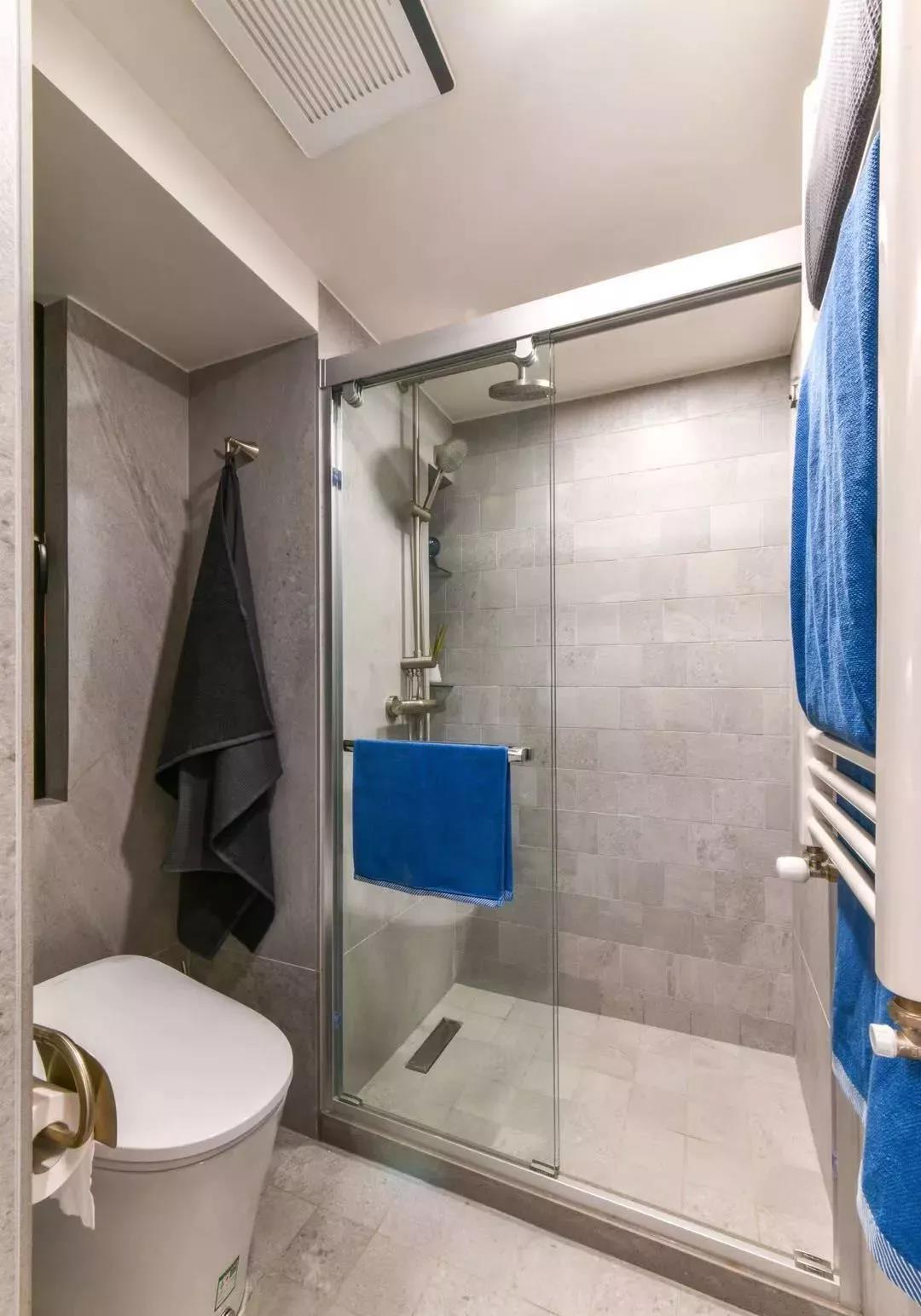 69㎡老房大改造!把客厅餐厅卧室合在一起,小家瞬间变得亮堂堂!