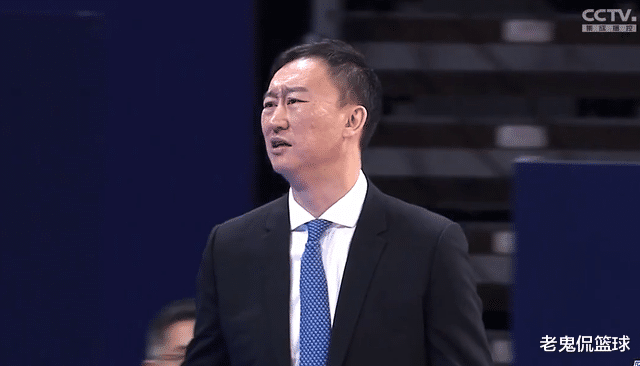 广东男篮|杜锋怒批广东第4节发挥，刘维伟疑似话里有话：该看的都看到了