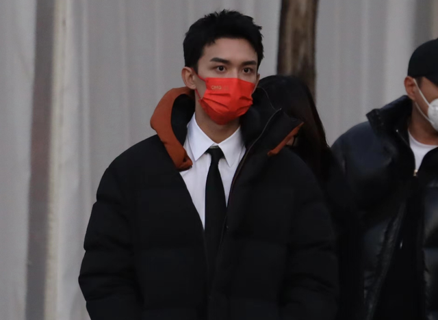 20位明星现身春晚彩排：王宝强秦海璐像暴发户，沈腾马丽惊喜现身