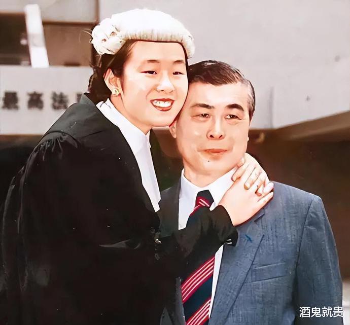 刘銮雄|长相普通的王颖妤，却跟香港第四富豪分手后，又为第三富豪生儿子