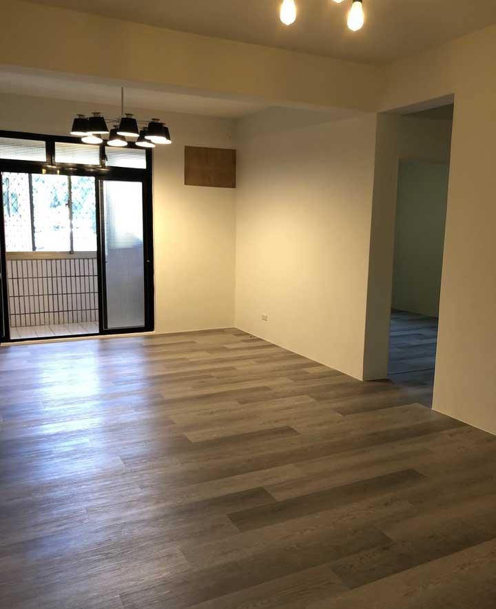 捡漏买了套房,预算不足只能穷装,装修不豪华但很温馨自然,晒晒