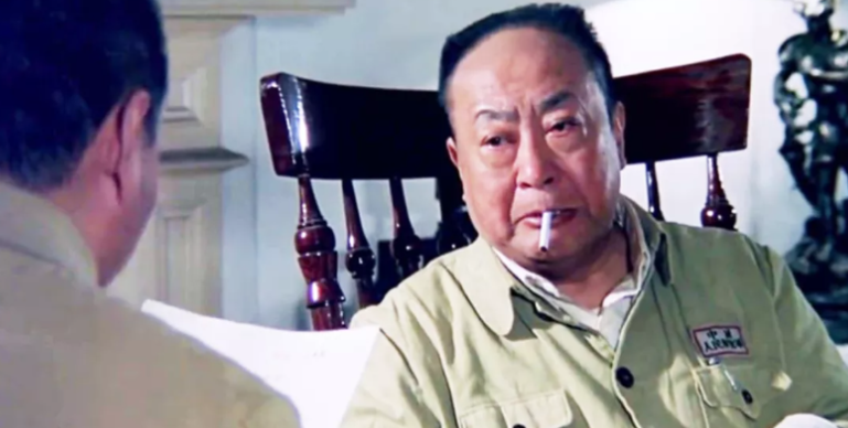 张嘉益|陈毅别硬演,张嘉益版吊儿郎当争议最大,有人像从照片走出