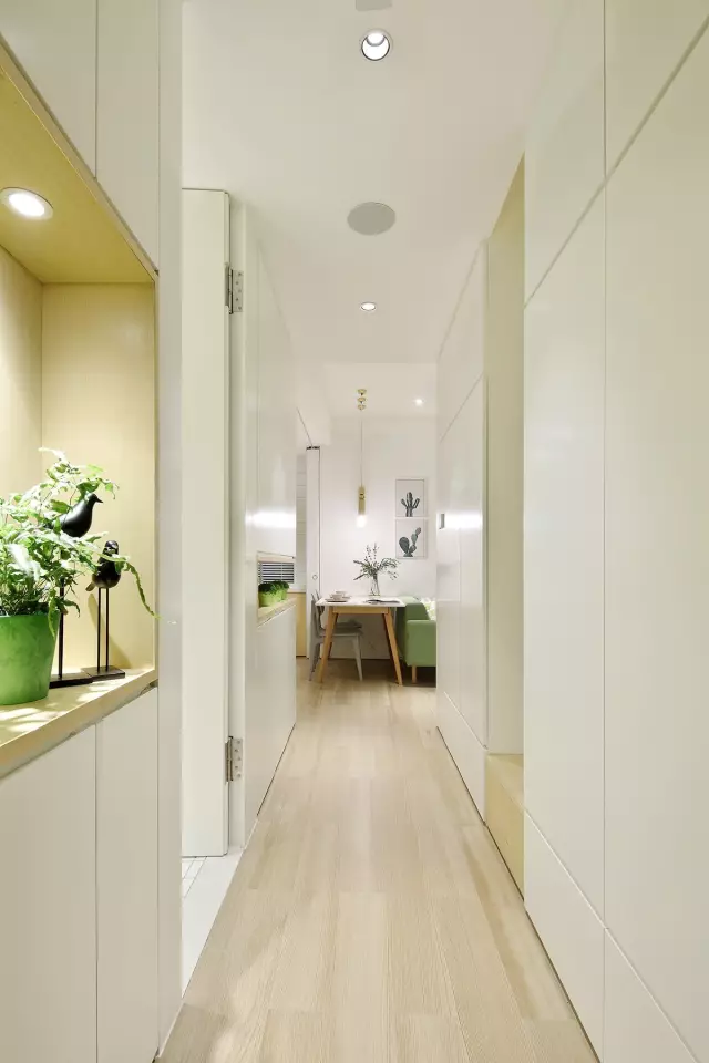 30㎡小户型装修,用143个柜子爆改出三室两厅,彻底解决收纳难题