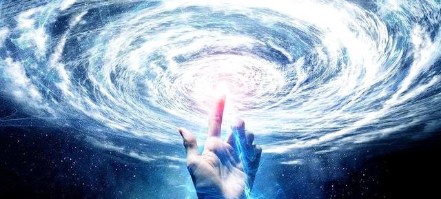 距地球50亿光年，哈勃拍到爱因斯坦十字，无法想象，它真的存在