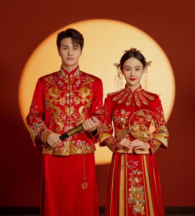 台湾|张檬晒与金恩圣婚纱照，中韩西式风格都有，甜蜜告白：心上人是枕边人