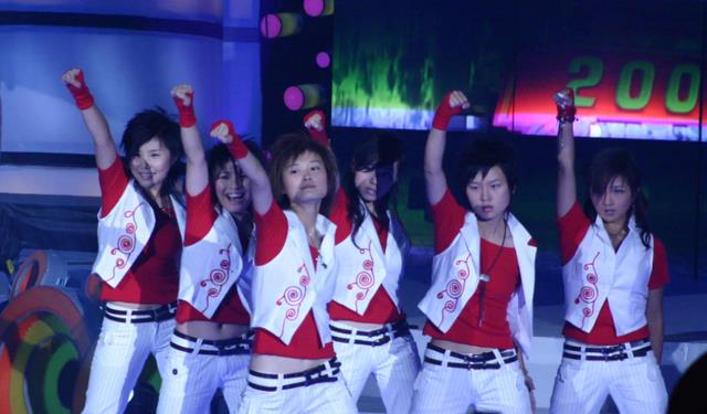 李宇春|李宇春自曝“超女”后陷入自闭，失去正常生活，让父母都为之崩溃