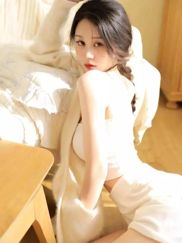 自媒体|踏踏实实上班，别幻想着网络赚钱，更别相信什么课程提升