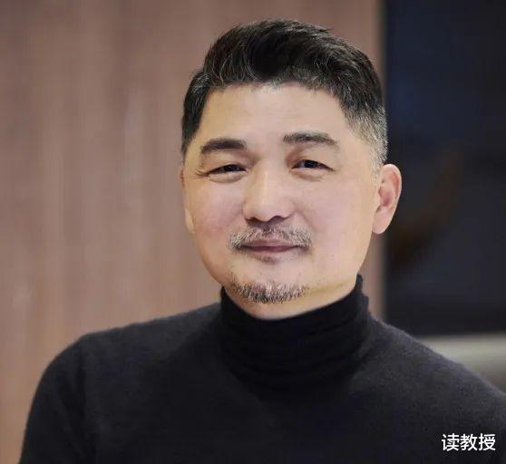 |韩国首富“易主”：白手起家56岁赚得身家630亿，力压三星李在镕