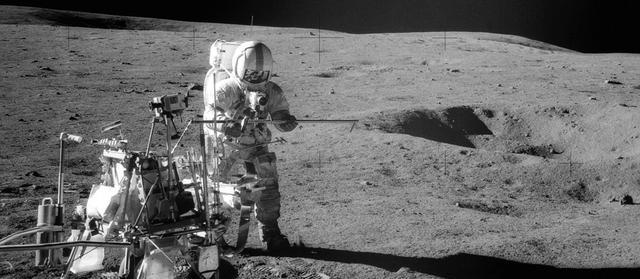 “天上一天,人间一年”?宇航员在月球一天,地球上过去了多久?