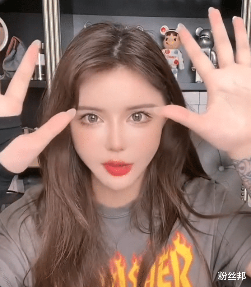 韩安冉|整容后被评价长得太“恐怖”,韩安冉怒怼网友:我是正常人类长相