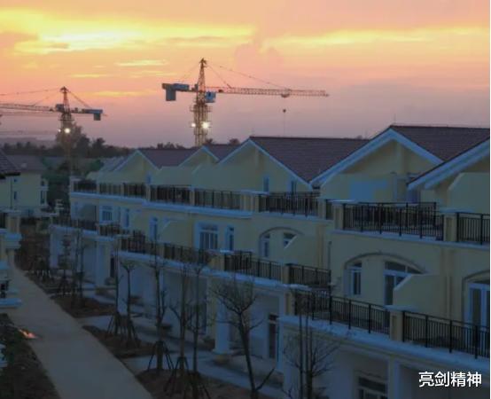 宅基地|农村或要“搬迁”？有三种房屋或得不到补偿，希望你不在其中