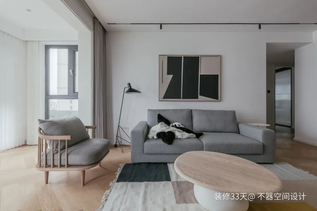 装修设计:实用140平现代简约,三代同堂四室