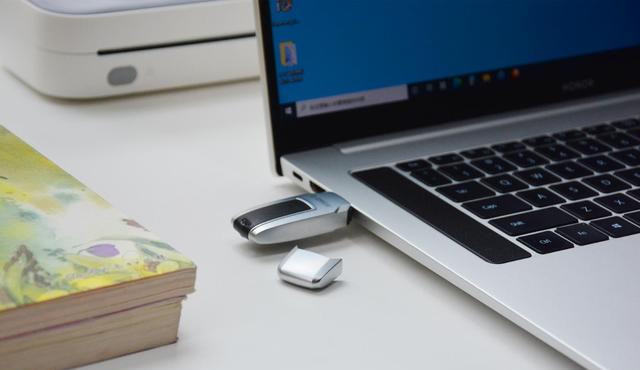 奥睿科|奔驰造型外形炫酷,奥睿科UFSD-C快闪U盘,400MS不掉速,实测