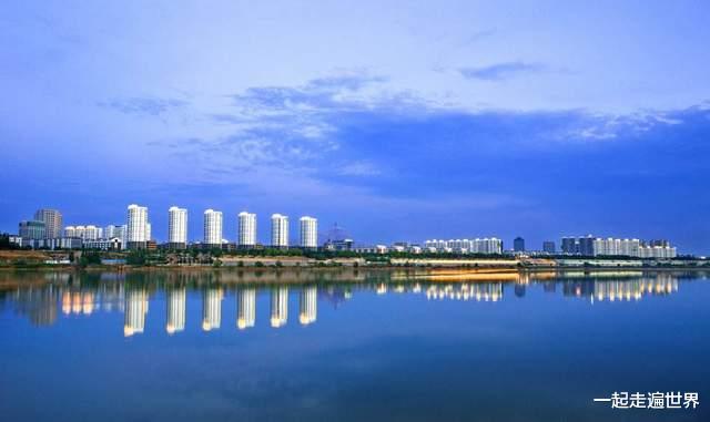 香港|三山环抱,一水中流,我国北方,藏着一座“乌金之海”