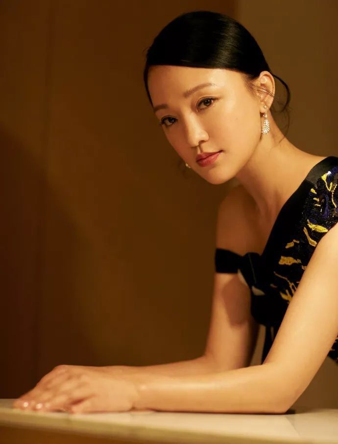 穿衣搭配 女人过了40岁,该让自己放松下来了!有了“松弛感”的你们,更美