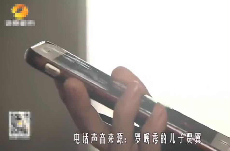 2004年,湖南小伙新婚当天,61岁母亲执意要睡婚房,结果被撵出门